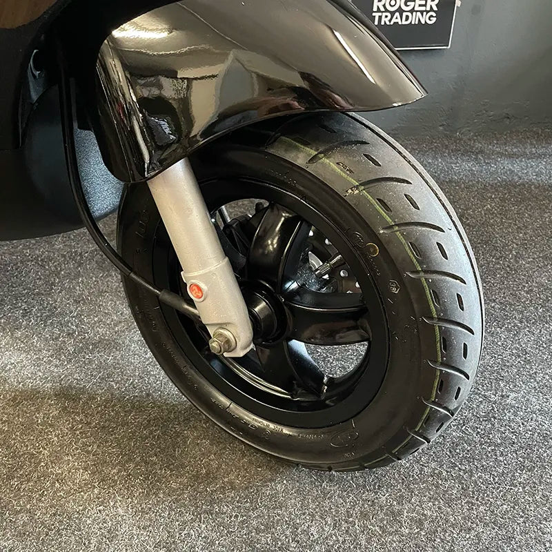 Piaggio Zip 50 - Brom - 2019 - 4T - Euro4 - Glans Zwart - 5.745km